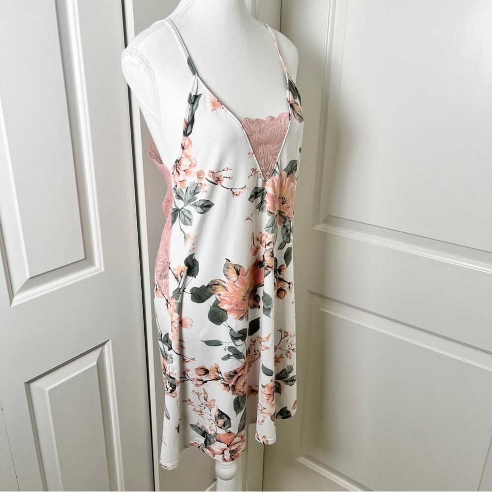 La Vie En Rose Floral Boudoir Camisole Night Slip w/ Pink Coquette Lace Details - Picture 5 of 15